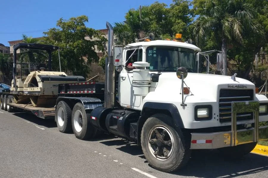 Servicio de lowboys en Santo Domingo