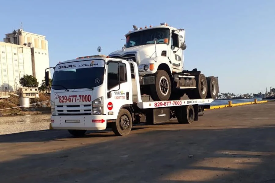 Servicio de grúas de plataforma en Santo Domingo